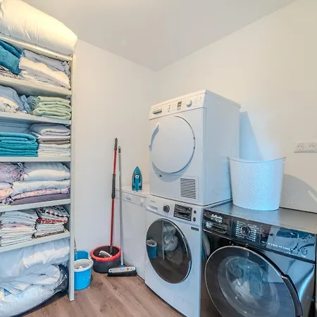 Appartement Rose Centre-ville - Parking & Clim *